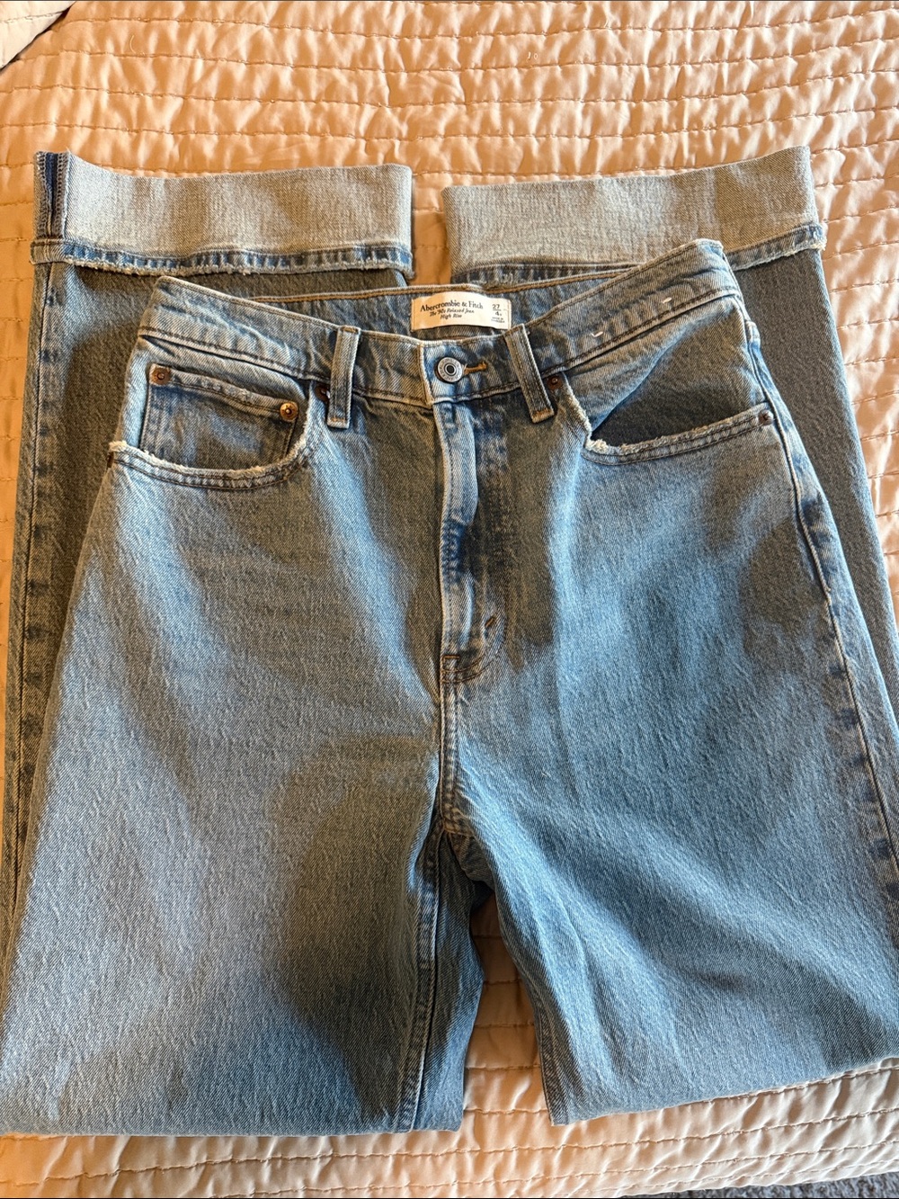 Abercrombie & Fitch The 90s Relaxed Jean High Rise Womens Size 27